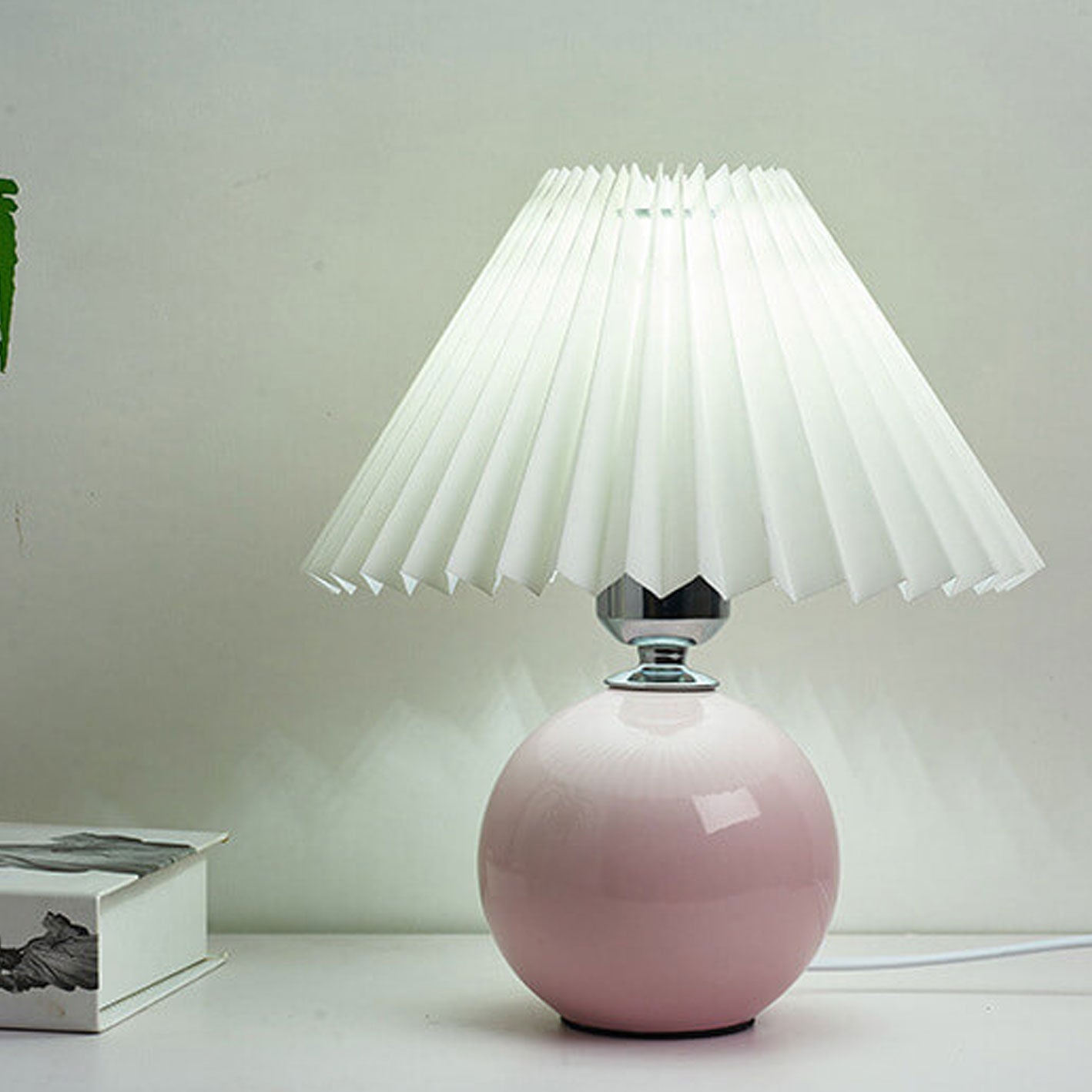 Luminária de mesa em cerâmica plissada estilo nórdico