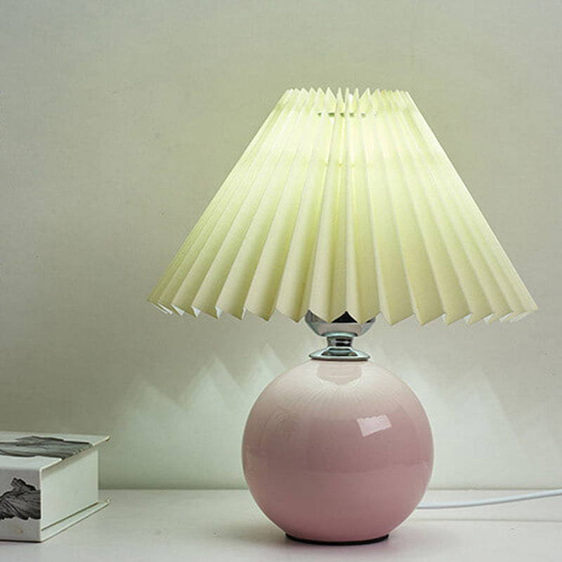 Luminária de mesa em cerâmica plissada estilo nórdico