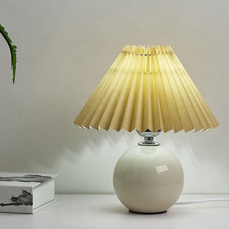 Luminária de mesa em cerâmica plissada estilo nórdico