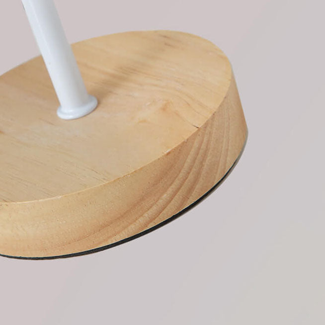 Luminária de mesa em madeira estilo vintage nórdico com LED