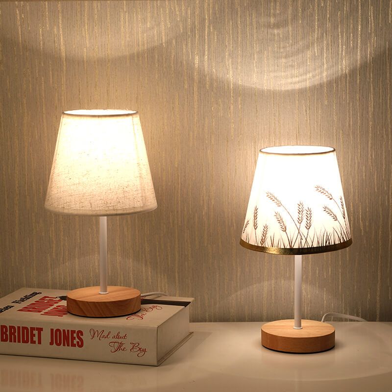 Luminária de mesa em madeira estilo vintage nórdico com LED