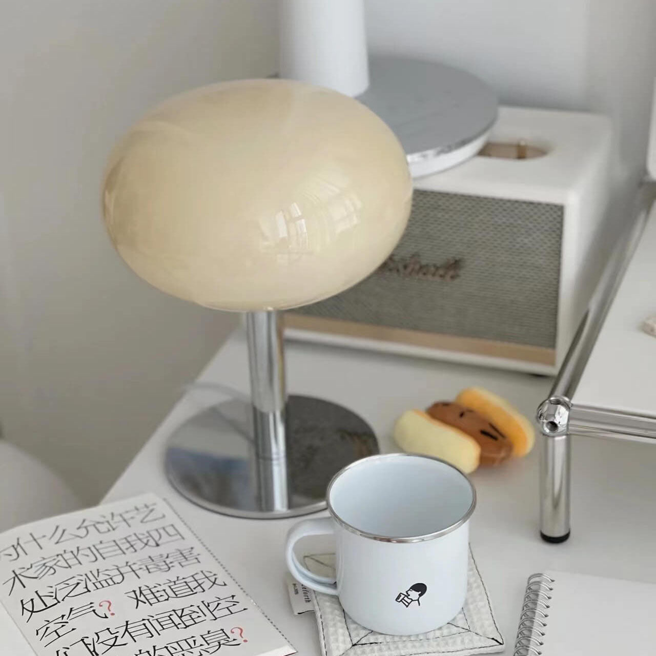 Luminária de mesa em vidro creme estilo vintage - Modelo redondo nórdico para ambientes aconchegantes. Amarelo 220V-240V para UK AU