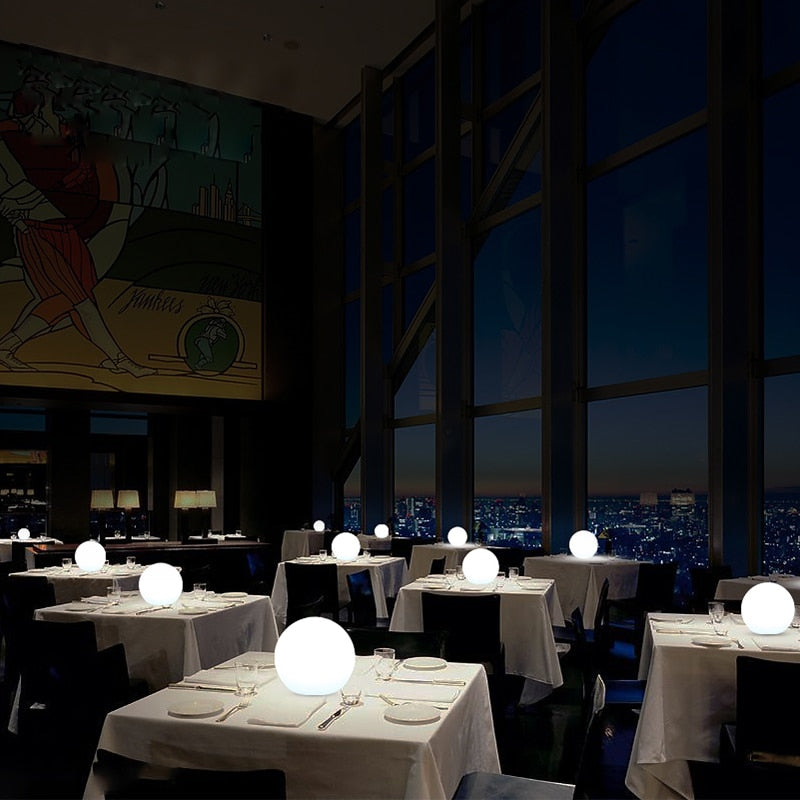 Luminária de mesa portátil LED Taavita com baterias recarregáveis e sem fio