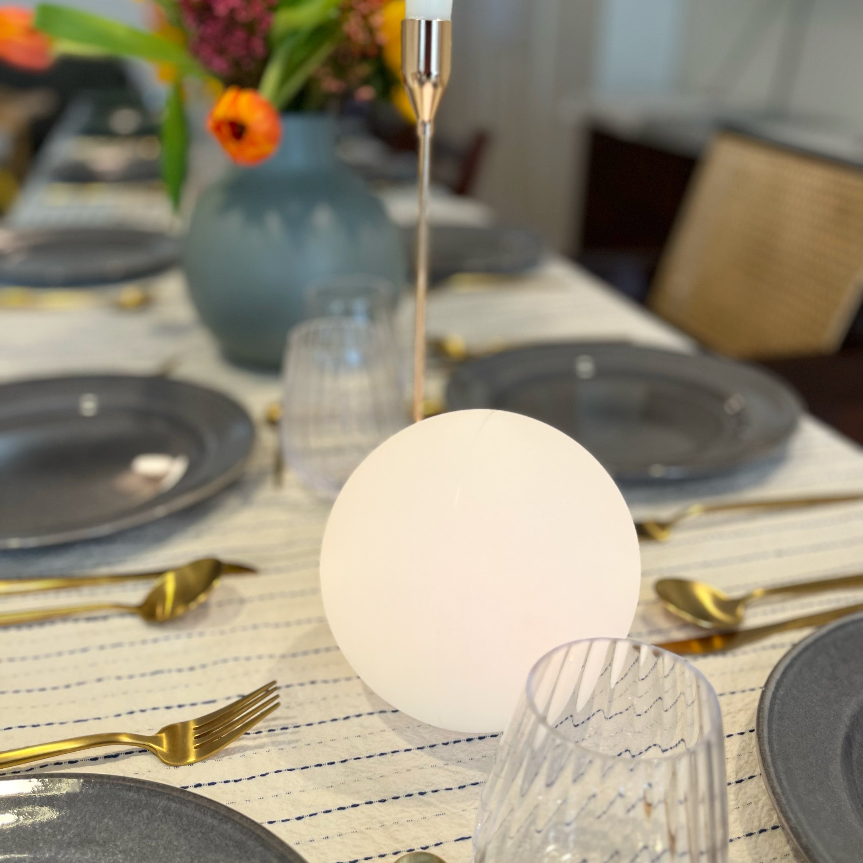 Luminária de mesa portátil LED Taavita com baterias recarregáveis e sem fio