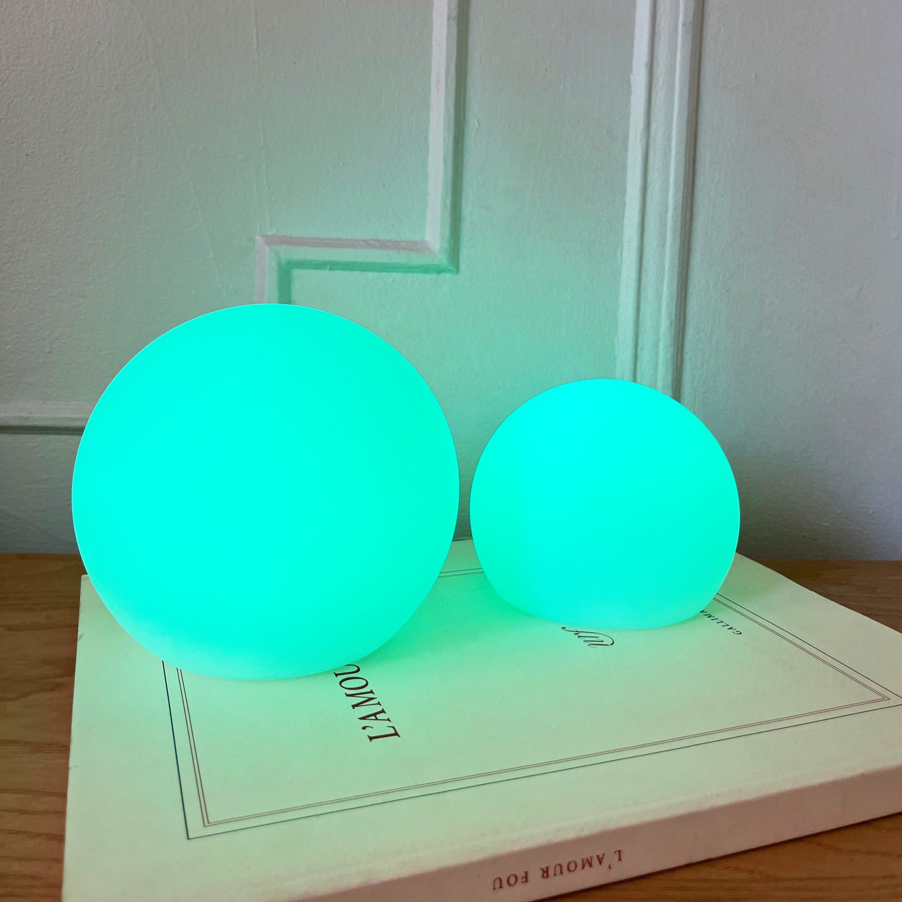 Luminária de mesa portátil LED Taavita com baterias recarregáveis e sem fio