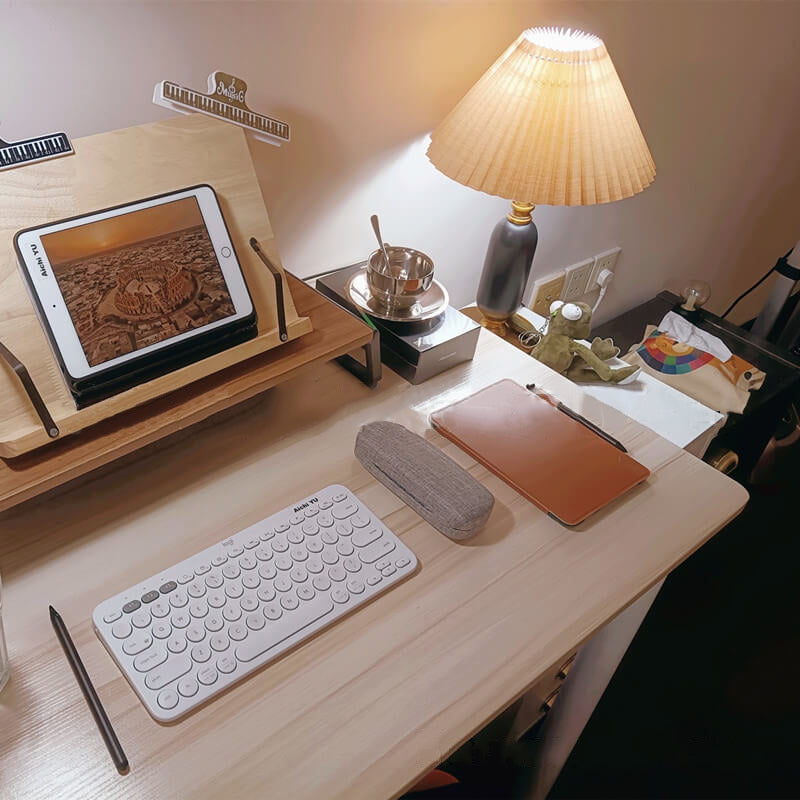 Luminária de mesa vintage com abajur plissado preto | Abajur de coluna em latão para quarto e sala de estar