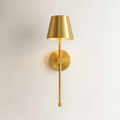 Luminária de parede | Elegante lâmpada sem fio com design contemporâneo e iluminação suave para ambientes sofisticados.