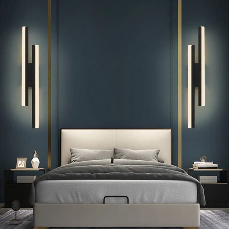 Luminária de parede LED em design minimalista com acabamento elegante para ambientes sofisticados.