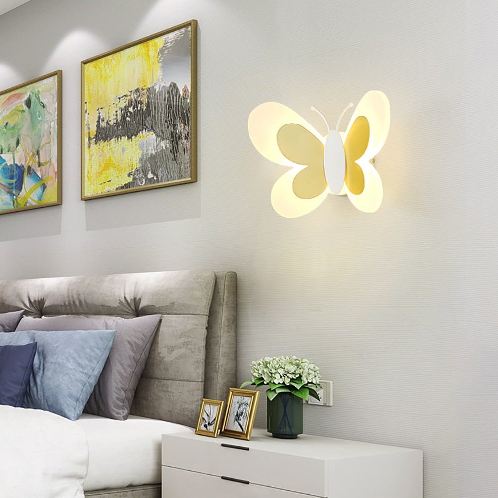 Luminária de parede contemporânea com design escultural e iluminação suave e envolvente. Dourado sem interruptor Branco Frio (5500-7000K)