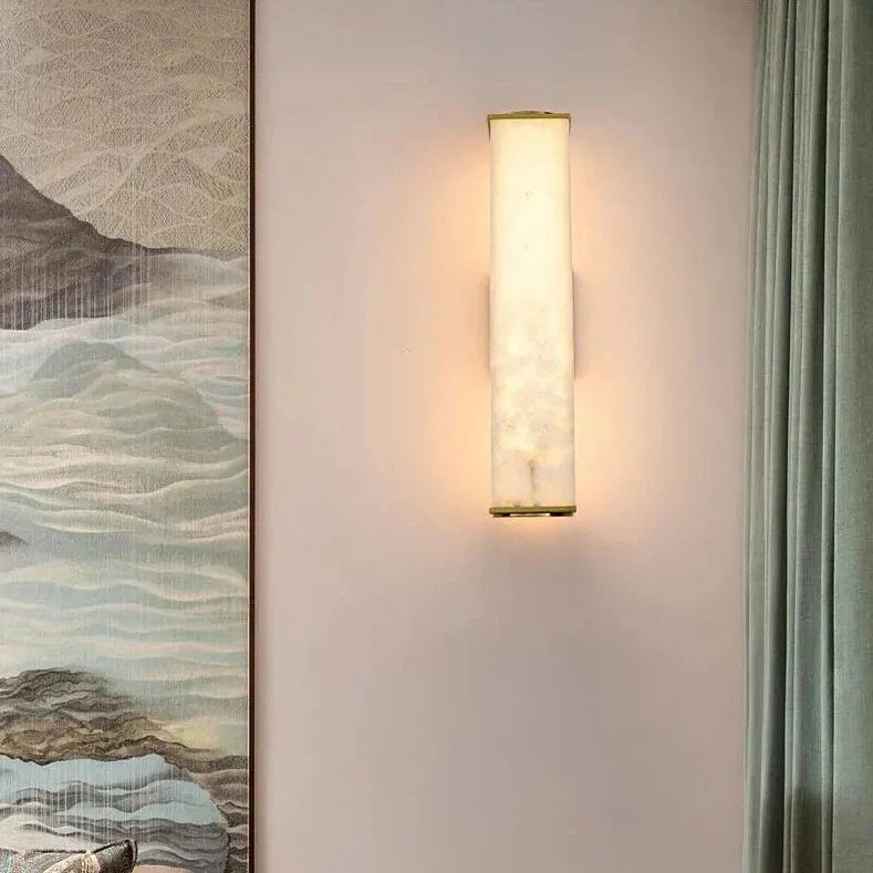 Luminária de parede em pedra refinada com iluminação suave e design escultórico contemporâneo. Dourado (Estilo 2)