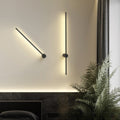 Luminária de parede linear com iluminação suave e design moderno e sofisticado, ideal para adicionar um toque de elegância atemporal à sua decoração. Preto 80cm