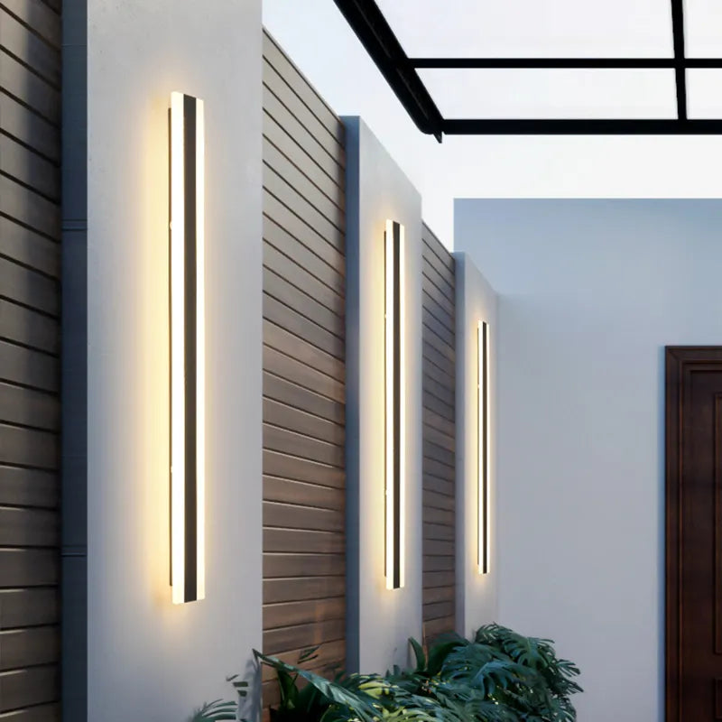 Luminária de parede moderna para exterior | Iluminação sofisticada e resistente às intempéries, com design contemporâneo e acabamento refinado. Branco frio