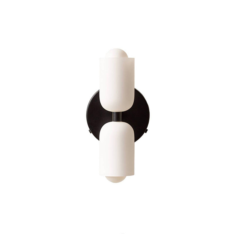 Luminária de parede nórdica de iluminação direcional, com design escandinavo sofisticado e acabamento refinado. Preto