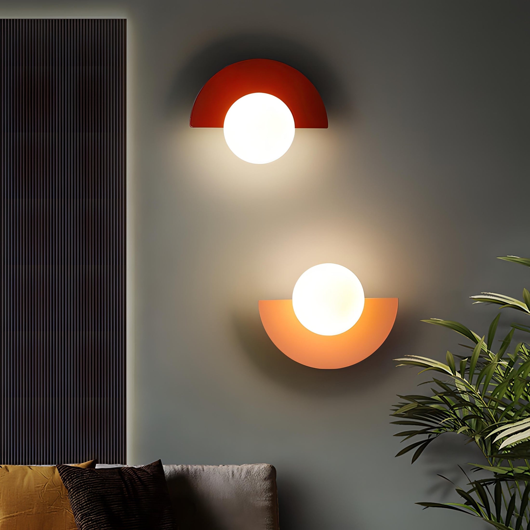 Luminária de parede nórdica minimalista com iluminação suave e design semicircular sofisticado.