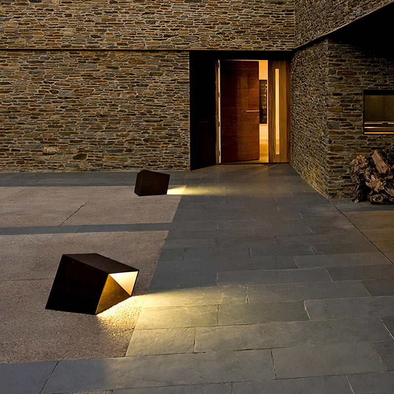 Luminária externa Cubo de Jardim solar
