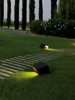 Luminária externa Cubo de Jardim solar