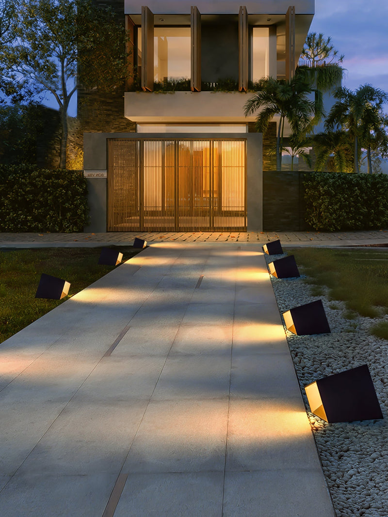 Luminária externa Cubo de Jardim solar