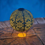 Luminária externa Globo Solar Estilizada