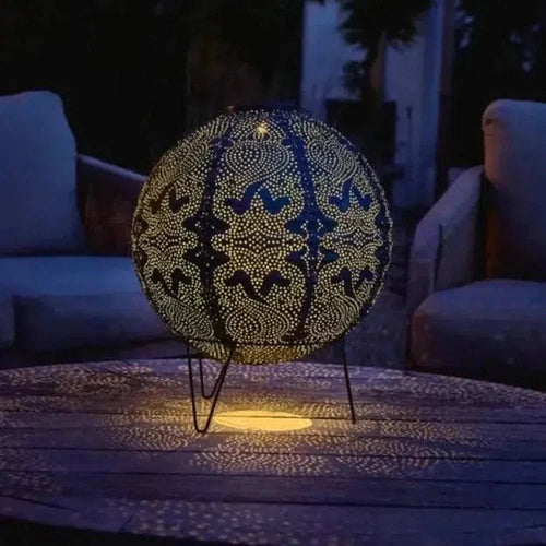 Luminária externa Globo Solar Estilizada
