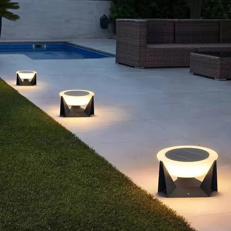 Luminária externa – Iluminação solar para jardins (alimentada por energia solar)