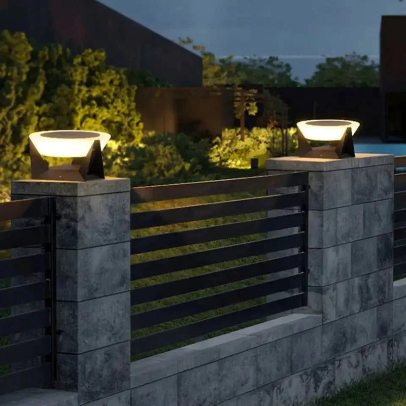 Luminária externa – Iluminação solar para jardins (alimentada por energia solar)