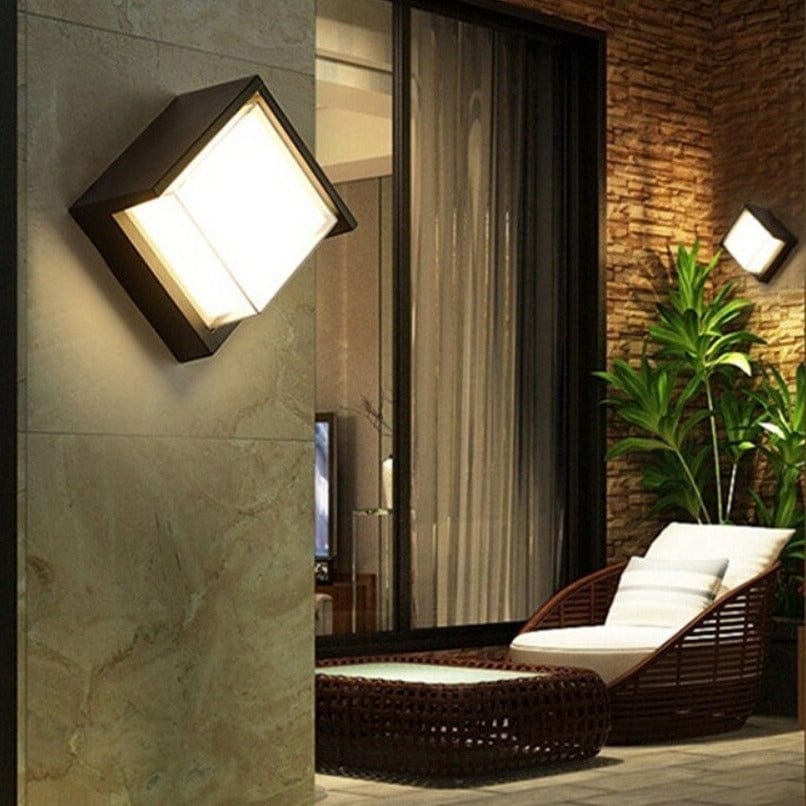 Luminária externa Lucy com Detecção de Movimento