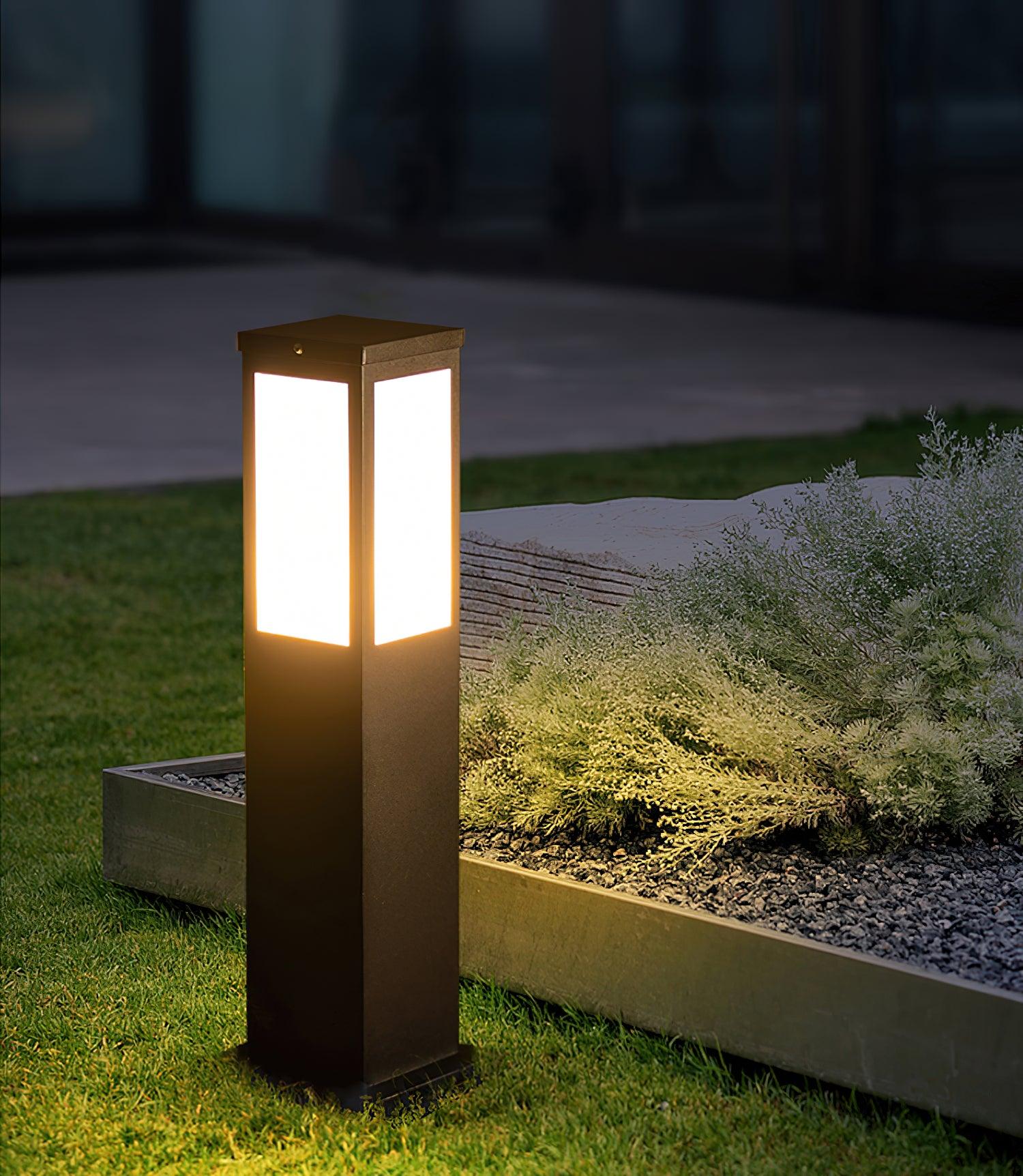 Luminária externa Lumina Kuzco