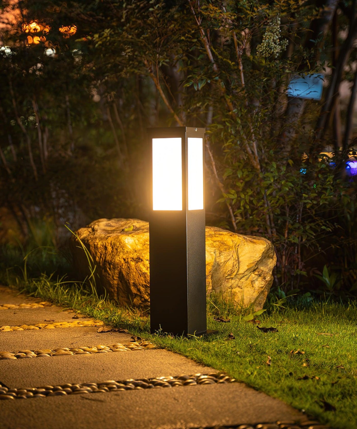 Luminária externa Lumina Kuzco