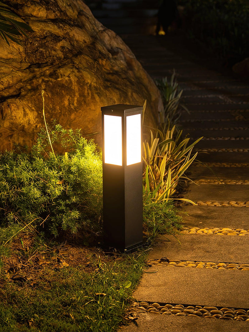 Luminária externa Lumina Kuzco