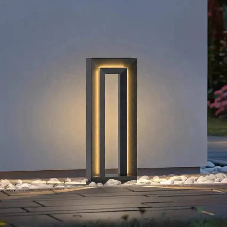Luminária externa Prisma de Caminho 1 lâmpada
