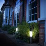 Luminária externa SolarGlo™ - Iluminação para jardim solar resistente à água