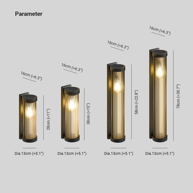 Luminária externa cilíndrica de metal e vidro, resistente à água IP65 com design moderno.
