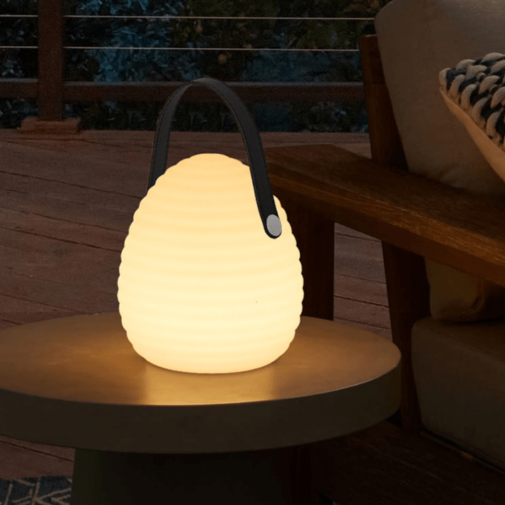 Luminária externa contemporânea