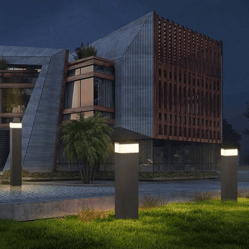 Luminária externa de LED retangular em metal da Orr Industrie Design Diâmetro 15cm x H90cm (Ø5.9" x H35.4")