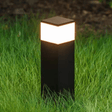 Luminária externa de LED retangular em metal da Orr Industrie Design