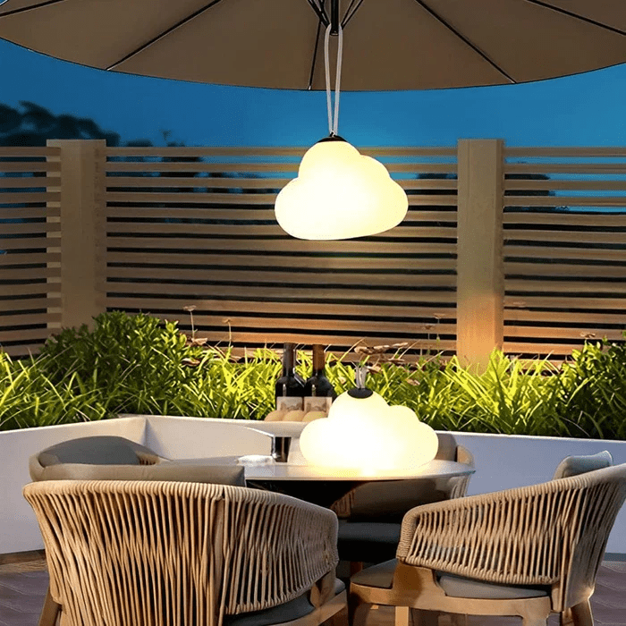 Luminária externa de Pendurar LED Minori Design Nuvem Branca em Metal/Acrílico para Jardim