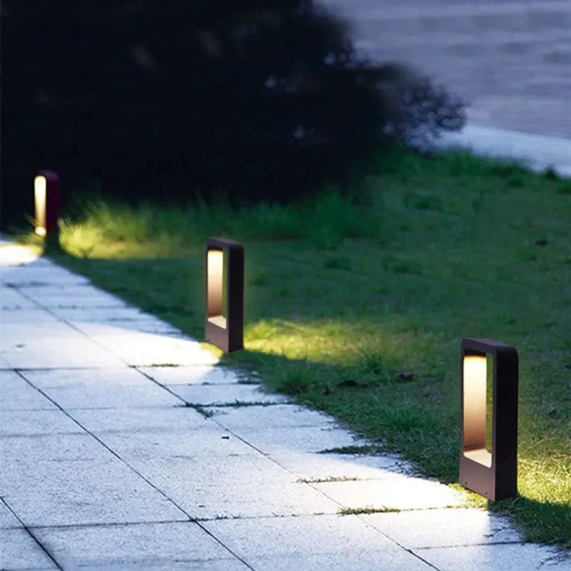 Luminária externa de jardim TerraLuxe 30CM Corpo Preto