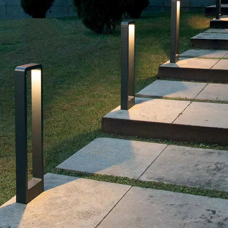 Luminária externa de jardim TerraLuxe 60CM Corpo Preto