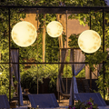 Luminária externa em formato de lua para jardim