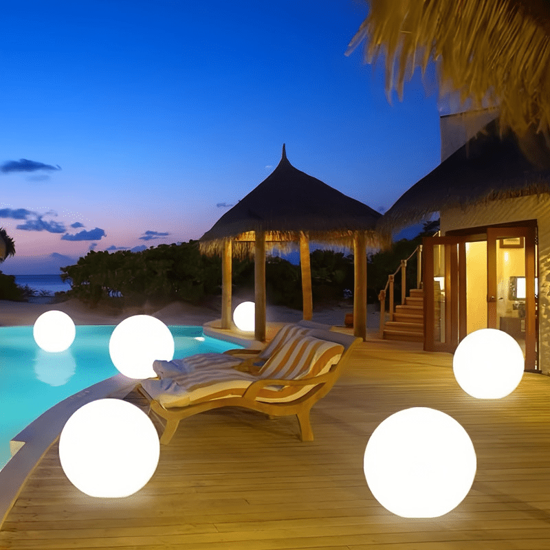 Luminária externa esférica com energia solar para jardim