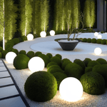 Luminária externa esférica com energia solar para jardim