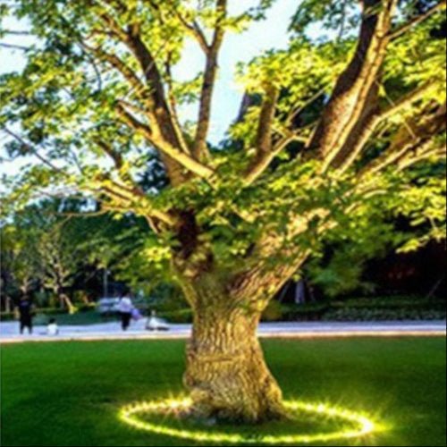 Luminária externa para decoração de árvores