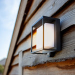 Luminária externa retangular de acrílico moderna com sensor solar impermeável IP65 para uso ao ar livre