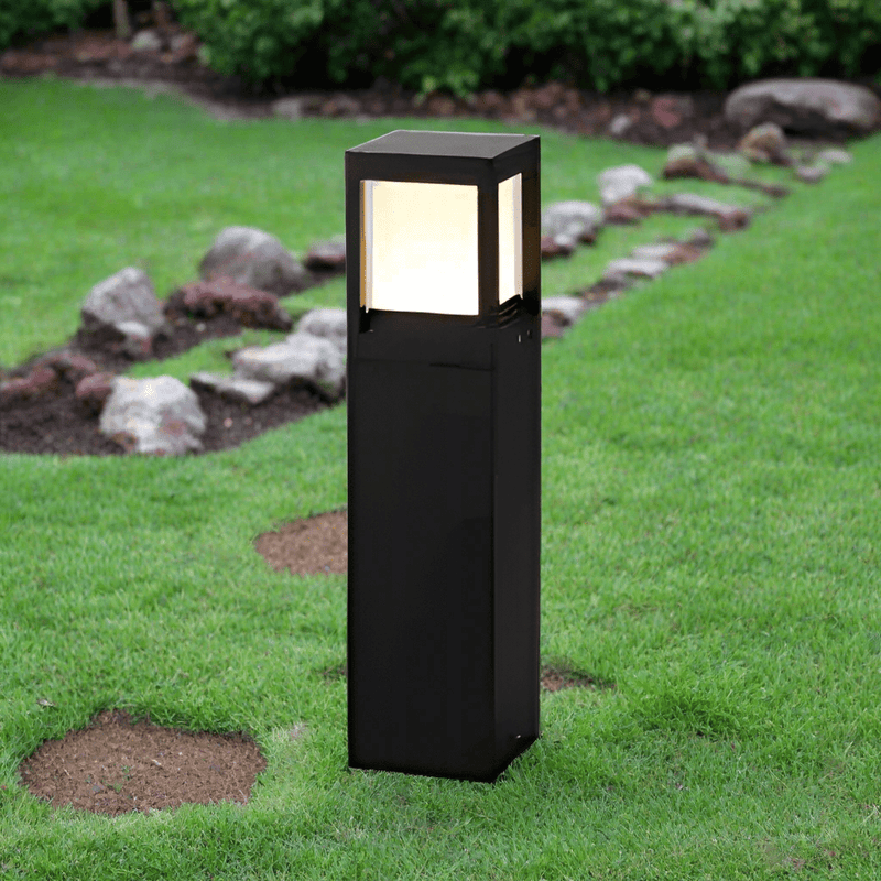 Luminária externa solar Nimbus Cubo 60cm