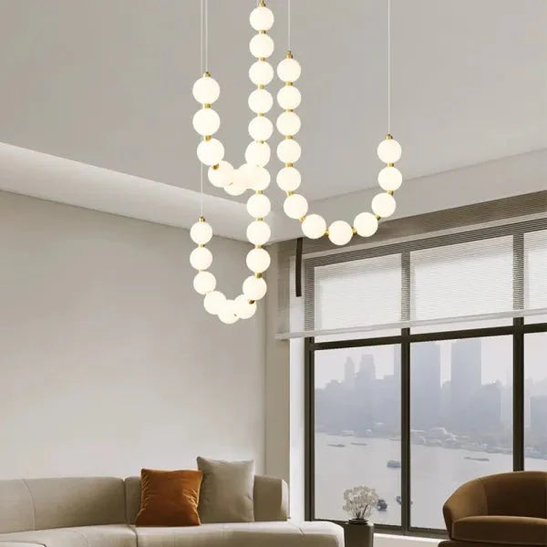 Lustre Elegante de Colar Branco