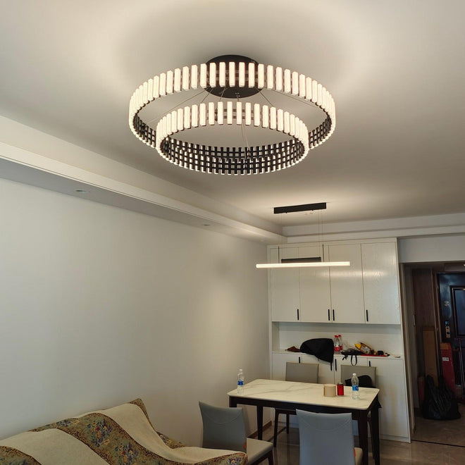 Lustre Suspenso com Iluminação LED