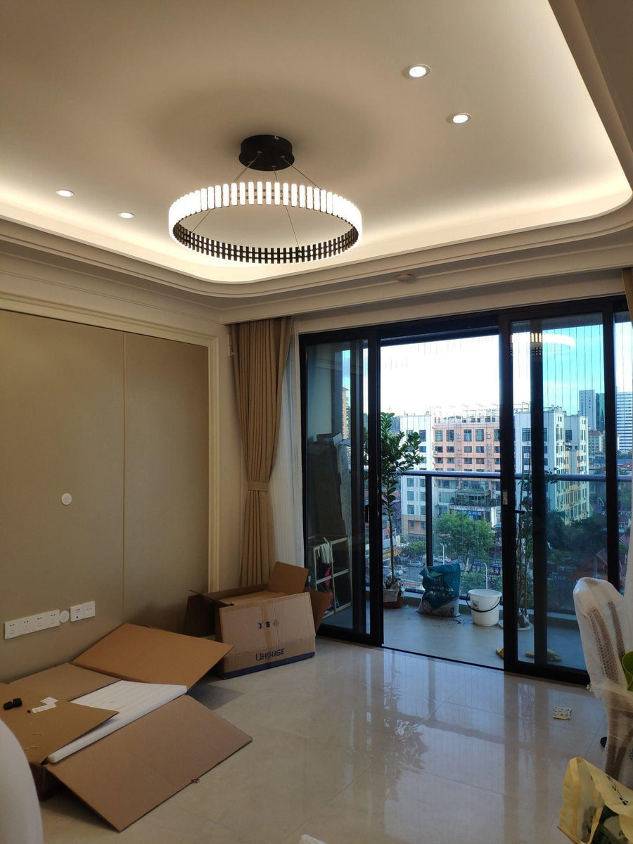 Lustre Suspenso com Iluminação LED