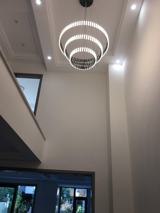 Lustre Suspenso com Iluminação LED