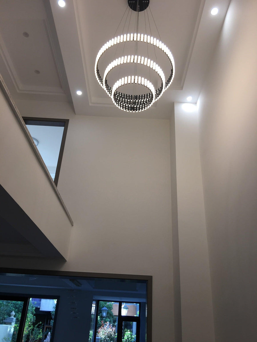 Lustre Suspenso com Iluminação LED
