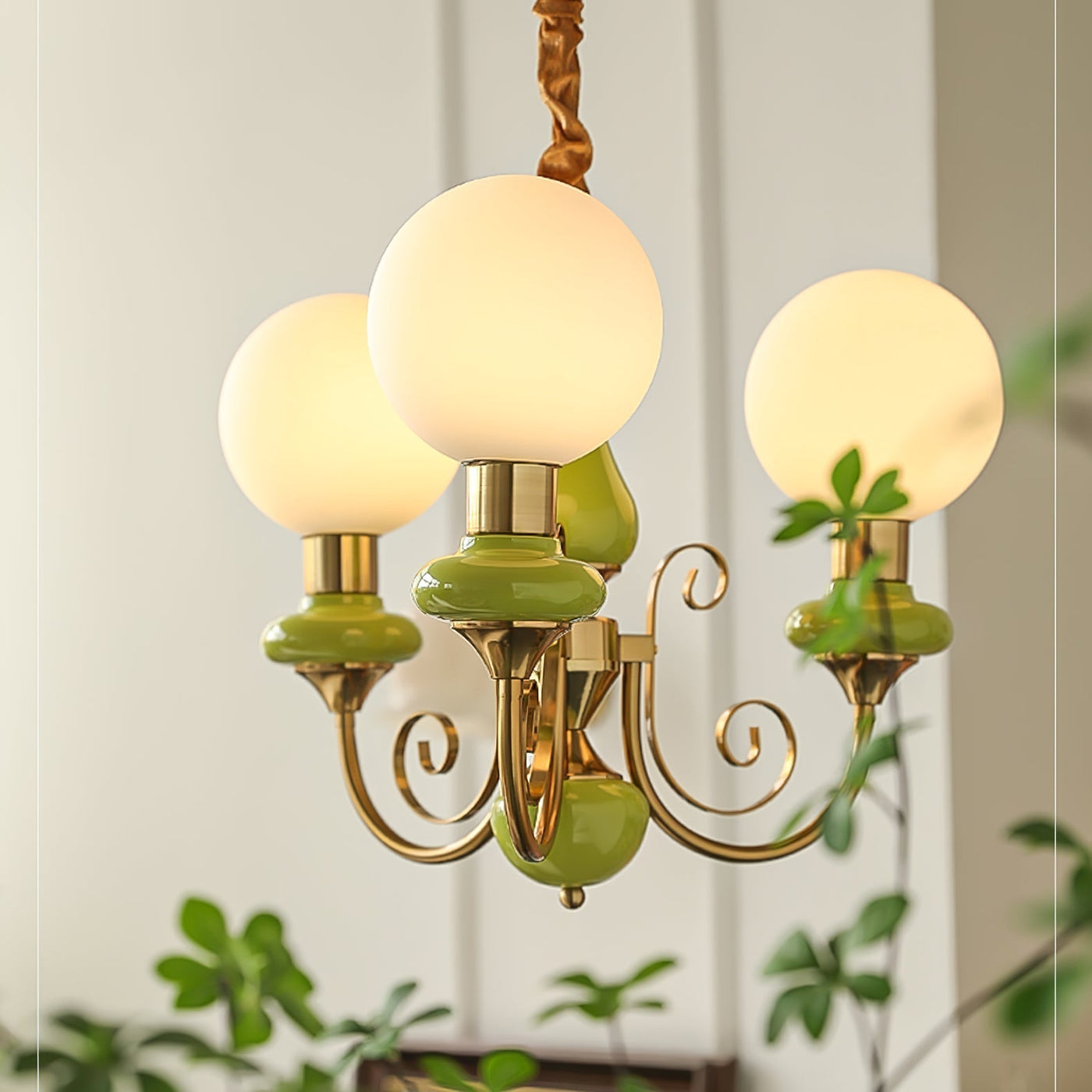 Lustre contemporâneo em onyx